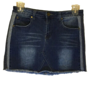 𝅺Gogo Mini Jean Skirt Size 11